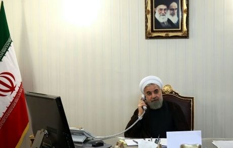 روحانی به نخست وزیر عراق: باید مراقب توطئه گرانی که منافع عراق را هدف قرار داده اند باشیم