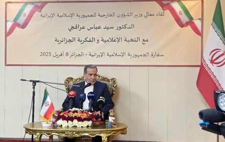 عراقچی: آمریکا مذاکرات غیرمستقیم را پذیرفته است