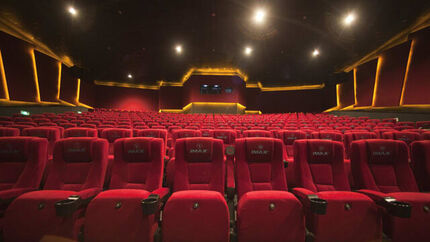 کرونا، دوباره سینماها را تعطیل کرد