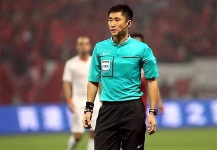 داور چینی بازی پرسپولیس الهلال را قضاوت خواهدکرد