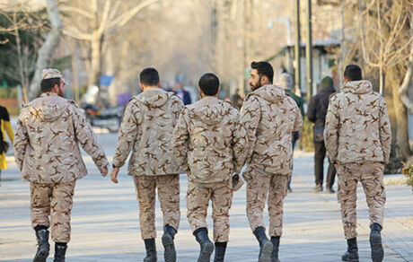 نمایندگان مجلس، سربازی را ۱۲ ماهه کردند