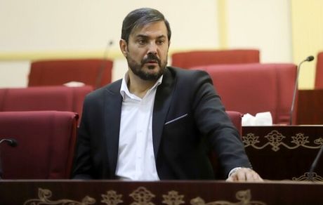 با استعفای سرمربی ذوب آهن مخالفت شد