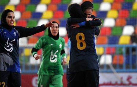 پیکان کماکان صدرنشین لیگ برتر فوتسال بانوان