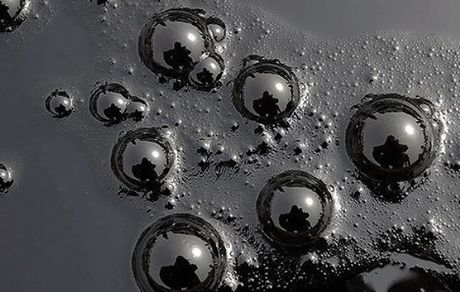 افت آرام قیمت نفت در بازارهای جهانی