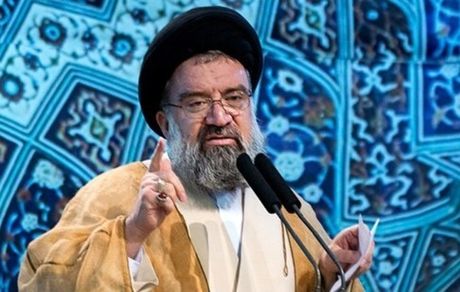 آیت‌الله خاتمی: راهپیمایی اربعین جهان اسلام را معطر کرده است