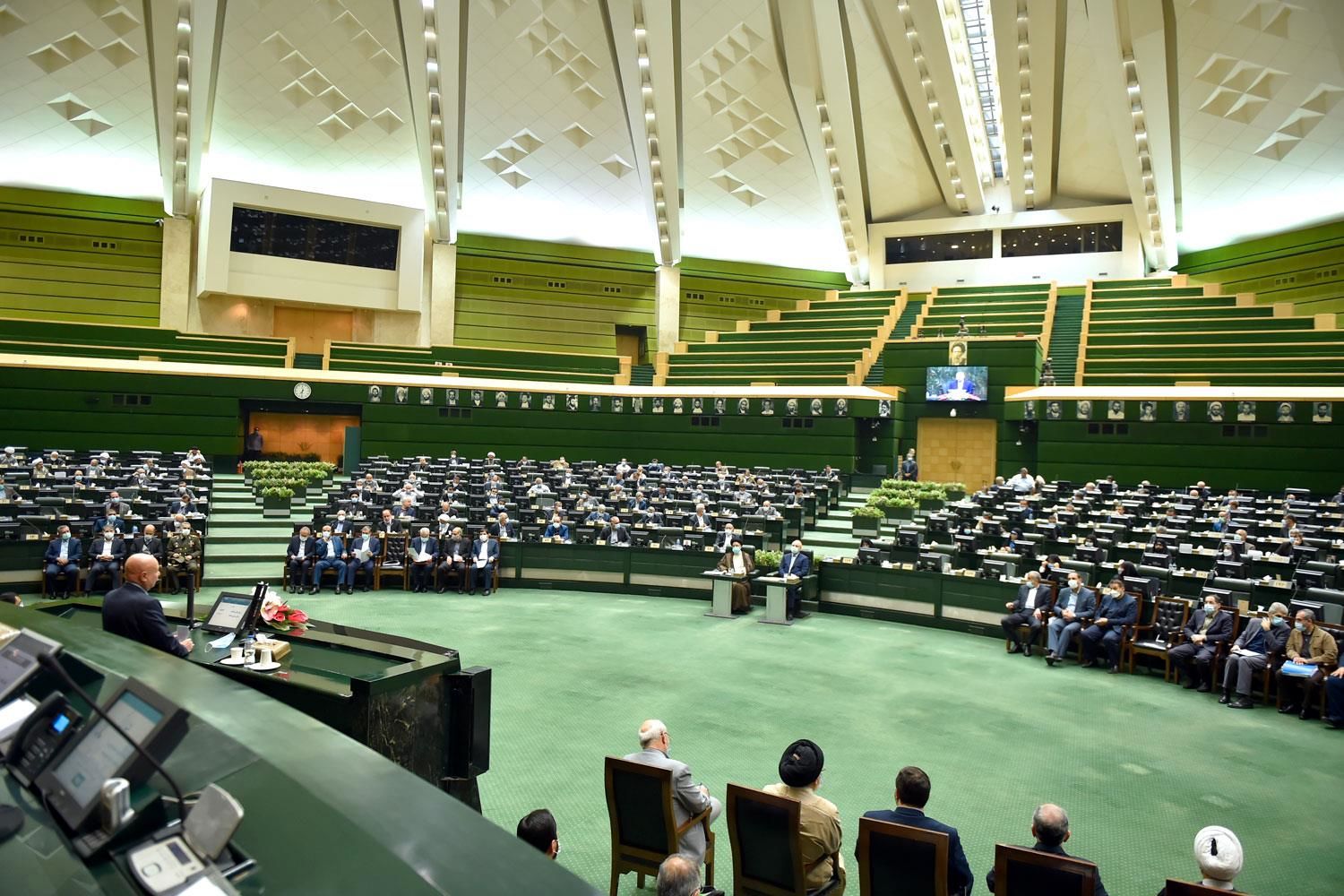 به مناسبت روز مجلس، نشست مشترک مجلس شورای اسلامی و دولت