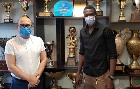 جلسه دیاباته و سعادتمند در باشگاه استقلال