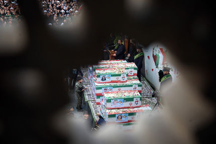 تعداد شهدای زن جنگ به ۲۵۱ نفر رسید