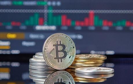 صرافی‌های ارز دیجیتال در ایران بدون مجوز شدند!
