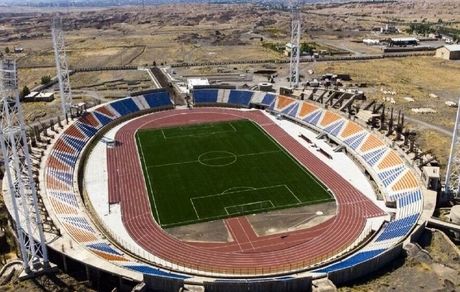 وعده جدید تکمیل ورزشگاه ۱۵ هزار نفری زنجان تا پایان سال آینده