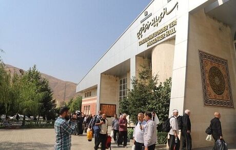 عبور تردد از پایانه مرزی تمرچین از مرز ۱۰۰ هزار نفر