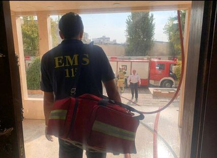 آتش‌سوزی یک برج ۸ طبقه در تهران