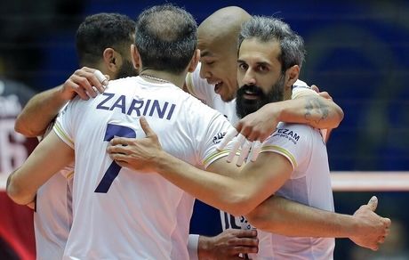 سومین پیروزی پیکان در والیبال باشگاه‌های آسیا/ صعود از دور گروهی با صدرنشینی