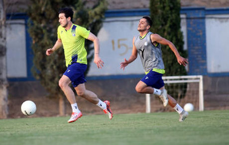 سردار آزمون برای استقلال گلزنی کرد