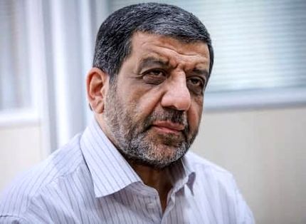 نگاه سیاسی و قبیله ای آفتی برای حوزه گردشگری است / متاسفانه تخت جمشید که نمونه ای از عامل همبستگی و اتحاد ملی است تبدیل به جریان دو قطبی شده