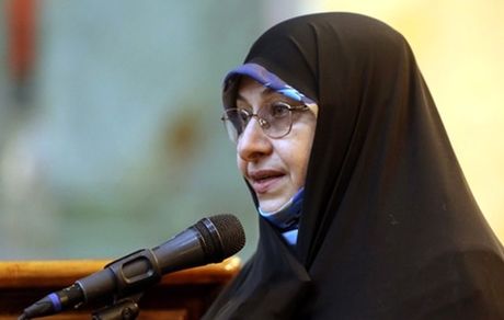 خزعلی: نهاد ریاست جمهوری از زنان در بحث فناوری‌های نوین حمایت خواهد کرد