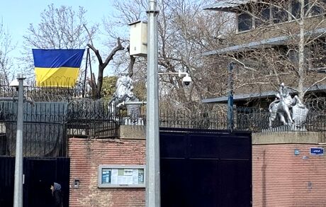سفارت‌های روسیه و انگلیس در تهران درگیر شدند