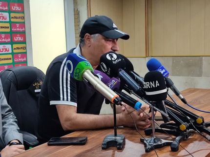 با استعفای سرمربی نساجی مخالفت شد
