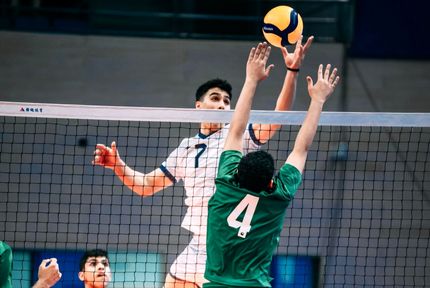 صعود تیم ملی والیبال دانش آموزی به عنوان صدرنشین