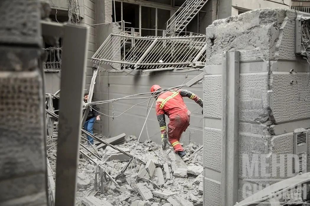 تصاویری ناراحت کننده از حمله اسرائیل و آمریکا به مناطق مسکونی عباس آباد