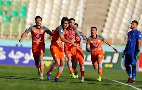 
طلسم نبردن‌های سایپا شکست/ ذوب‌آهن بدون منصوریان هم زور نداشت
