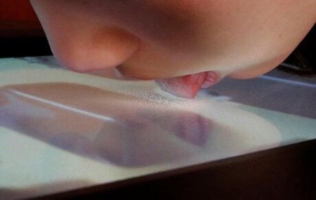 ساخت نمونه اولین تلویزیون با قابلیت تقلید طعم غذا