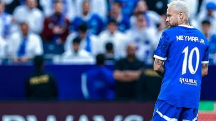 نیمار در الهلال ماند