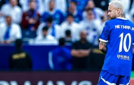 نیمار در الهلال ماند