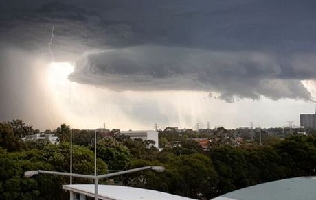 
بارش پراکنده و رعدو برق در ۵ استان
