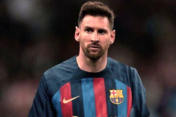 بارسلونا، سه بازیکن را قربانی جذب مسی می‌کند