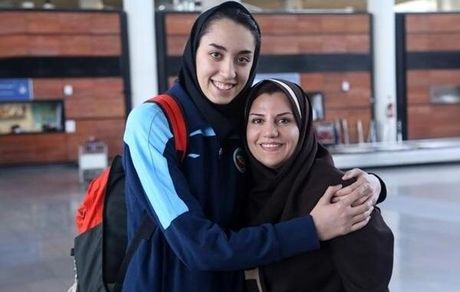 بی‌خبری فدراسیون تکواندو از وضعیت کیمیا علیزاده/ نایب رئیس نیست!