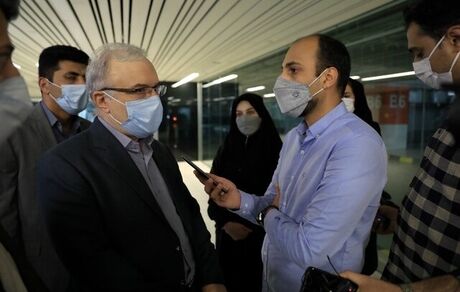تکلیف بازگشایی مدارس با خیز پنجم کرونا/ قرمز انگار آبیه ، کسی حرف گوش نمیکنه