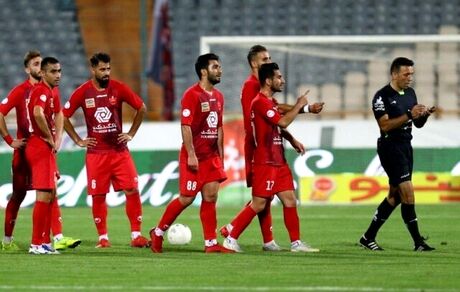 بازی پرسپولیس- فولاد به تعویق افتاد
