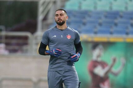 دروازه‌بان الجزایری تیم فوتبال پرسپولیس جدا شد