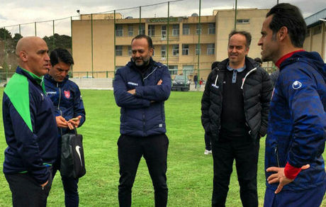 دو ستاره پرسپولیس و استقلال در آستانه نشستن روی نیمکت تراکتور