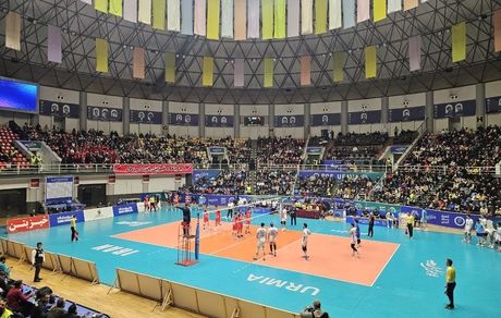 لیگ برتر والیبال: استقلال باز هم باخت / فولاد سیرجان و شهداب همچنان می‌برند