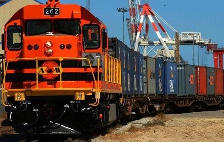 در حال آماده سازی مسیر ریلی تهران آنکارا هستیم