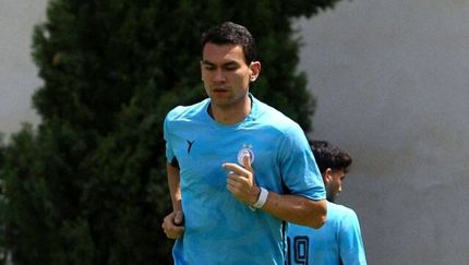 بازیکن جدید ازبکستانی استقلال تا نیم فصل از دور از میادین