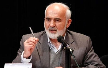 توکلی خطاب به محسن هاشمی: اسناد ۷۰۰ ملک ادعایی را ارائه کنید