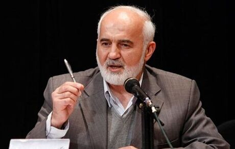 توکلی خطاب به محسن هاشمی: اسناد ۷۰۰ ملک ادعایی را ارائه کنید