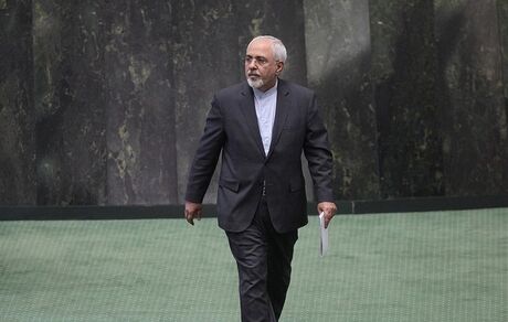 فریاد مرگ بر دروغگو در مجلس/ ظریف: توهین ها را به جان می خرم