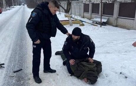 ده کشته و زخمی در تیراندازی مرکز موشکی کشور اوکراین / سرباز خاطی بازداشت شد