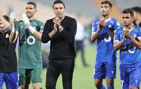 نکونام سرمربی استقلال ماند؟