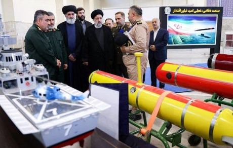 بازدید رئیس جمهور از نمایشگاه آخرین دستاوردهای فناورانه وزارت دفاع