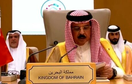 پادشاه بحرین:  موفقیت مذاکرات میان آمریکا و ایران، ثبات منطقه را تقویت می‌کند