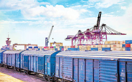 رشد ۵۷ درصدی تجارت ریلی با جمهوری آذربایجان‌غربی