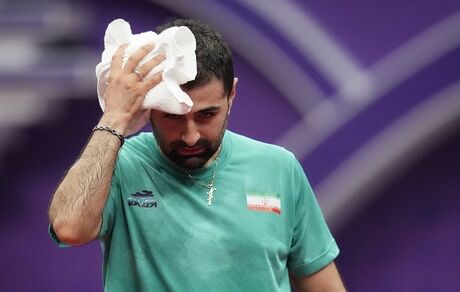 نوشاد عالمیان خیلی زود از مسابقات سنگاپور حذف شد