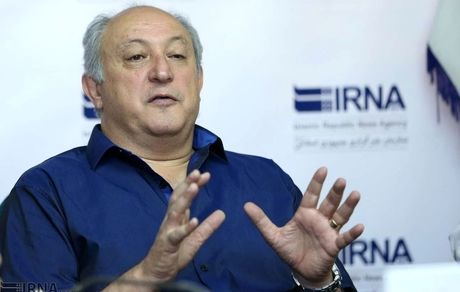 پیشکسوت استقلال بخشی از مطالباتش را بخشید