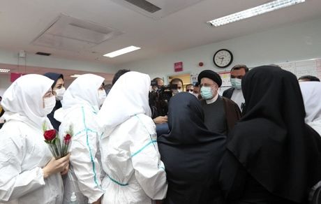 وزارت بهداشت مشکلات پرستاران را تا رسیدن به نتیجه نهایی پیگیری کند