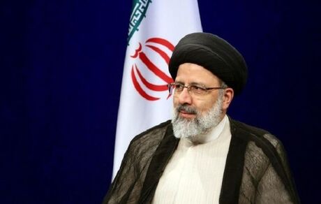 رئیس جمهور: مبارزه با فقر و فساد، خواست رهبری است